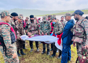 When the flood rose, the uniform stepped in: India’s Forces turn Gujarat’s deluge into a mission of courage, compassion and rescue