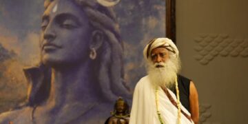Sadhguru’s helping hand to Nepal: “Form a Himalayan Board to protect our majestic, fragile mountains”