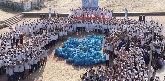 750+ volunteers, 700 kg of litter cleared: Porbandar joins global mission to save the seas