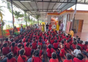 Where devotion becomes service: Rancharda temple remembers Neem Karoli Baba with prayers, prasad and seva